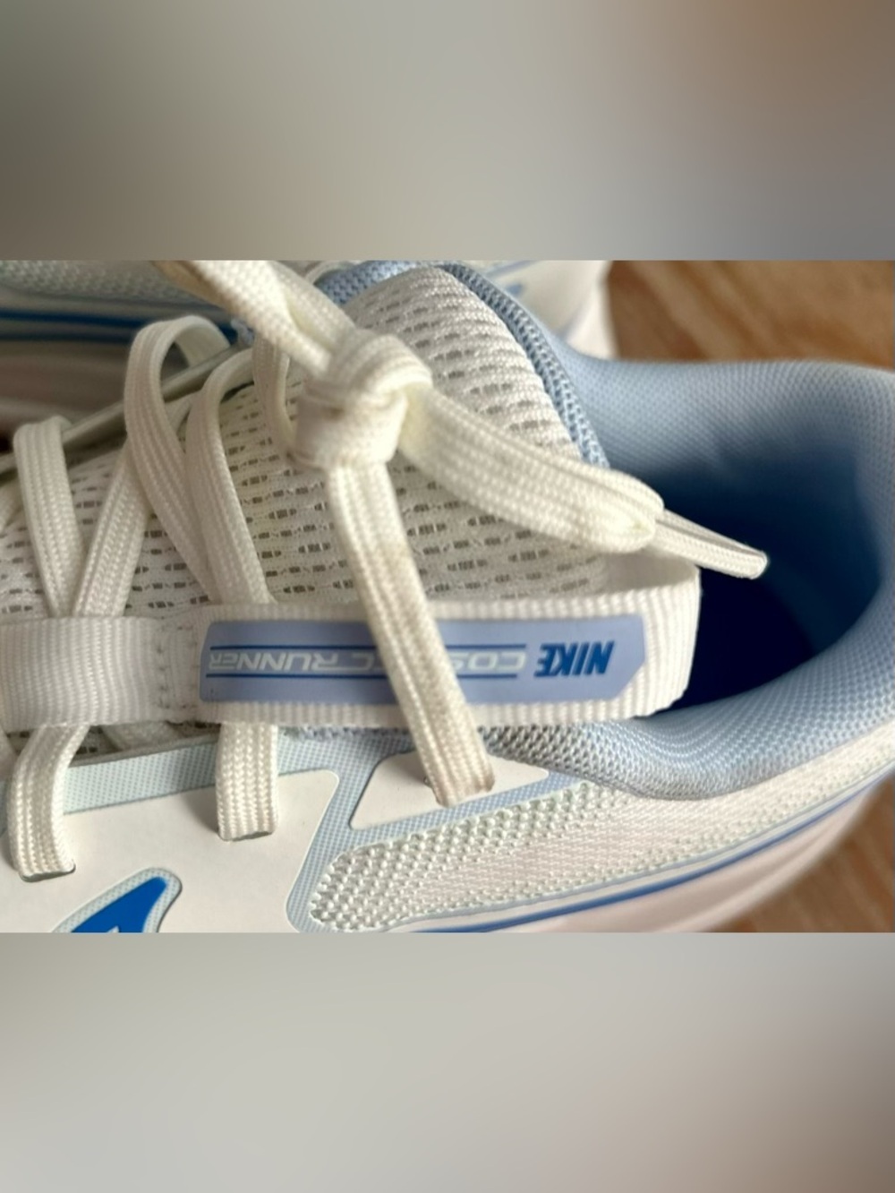 Nike Cosmic Runner Shoes - Picture 12 of 12